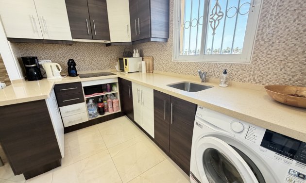 Resale - Apartment -
Cabo Roig