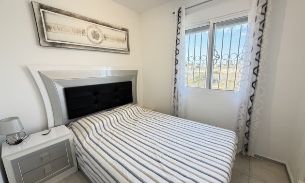 Resale - Apartment -
Cabo Roig