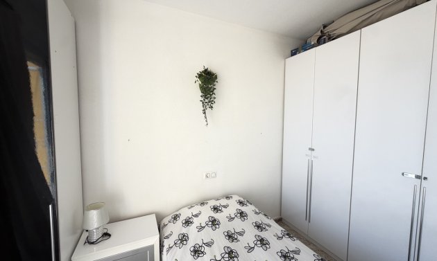 Resale - Apartment -
Cabo Roig
