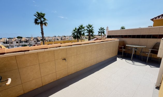 Resale - Apartment -
Cabo Roig
