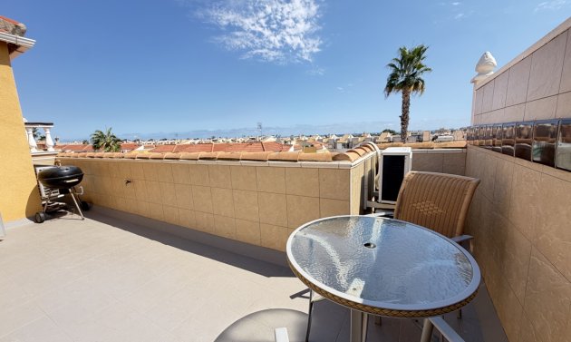 Resale - Apartment -
Cabo Roig