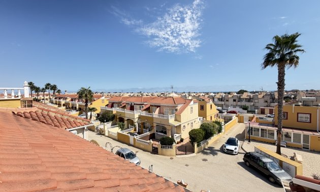 Resale - Apartment -
Cabo Roig