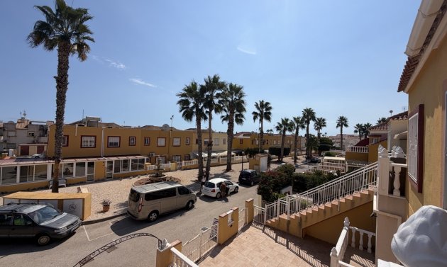 Resale - Apartment -
Cabo Roig