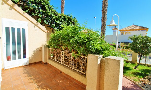 Reventa - Apartamento -
Villamartín - PAU 8