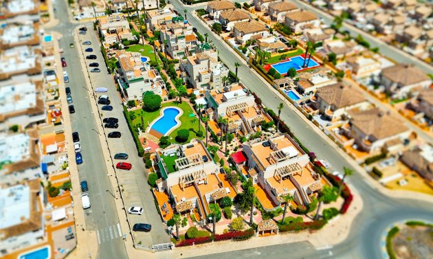 Reventa - Apartamento -
Villamartín - PAU 8
