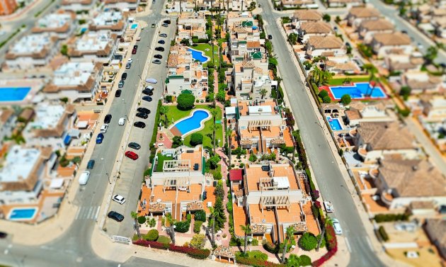 Reventa - Apartamento -
Villamartín - PAU 8