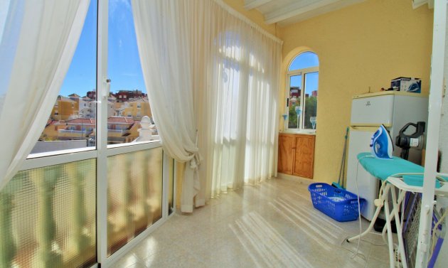 Återförsäljning - Villa -
Villamartín - Villamartin