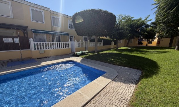 Reventa - Apartamento -
Villamartín - Villamartin