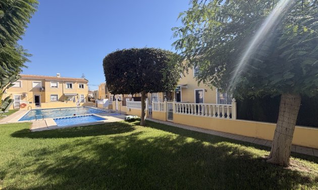 Reventa - Apartamento -
Villamartín - Villamartin