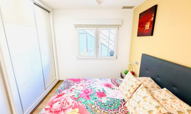 Resale - Semi Detached Villa -
Los Montesinos