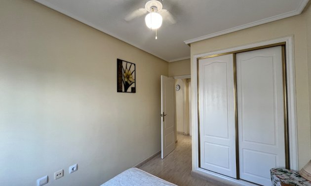 Resale - Quad House -
Villamartín - PAU 8