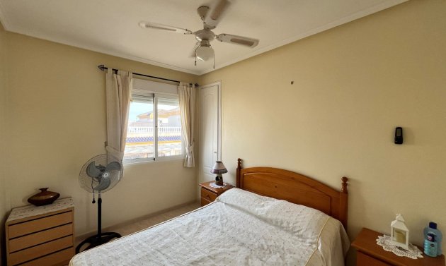 Resale - Quad House -
Villamartín - PAU 8