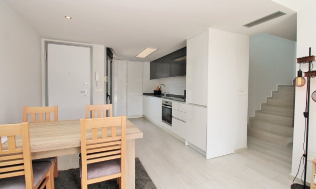 Wiederverkauf - Wohnung -
Villamartín - PAU 8