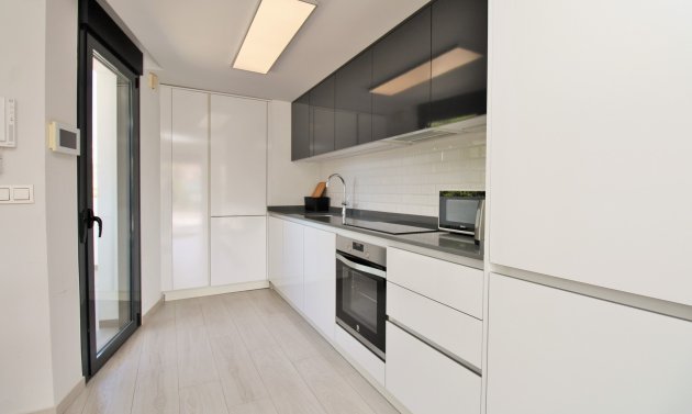 Wiederverkauf - Wohnung -
Villamartín - PAU 8