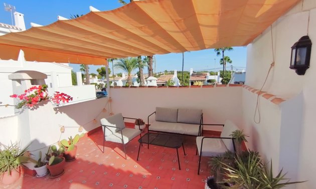 Resale - Townhouse -
Orihuela Costa - Villamartín