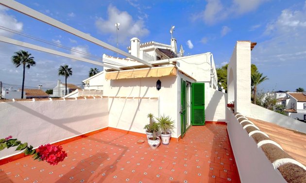 Resale - Townhouse -
Orihuela Costa - Villamartín