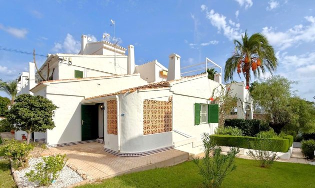 Resale - Townhouse -
Orihuela Costa - Villamartín