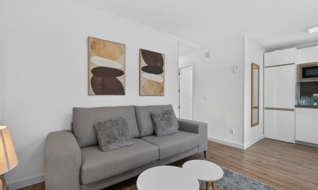 Wiederverkauf - Wohnung -
Villamartín - Costa Blanca