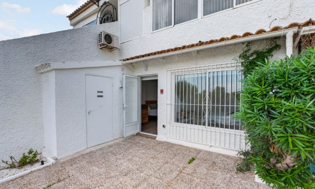 Wiederverkauf - Wohnung -
Villamartín - Costa Blanca