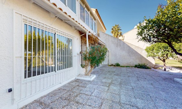 Wiederverkauf - Wohnung -
Villamartín - Costa Blanca