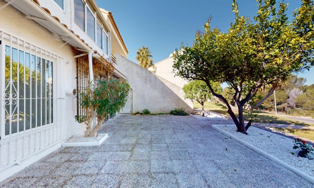 Wiederverkauf - Wohnung -
Villamartín - Costa Blanca