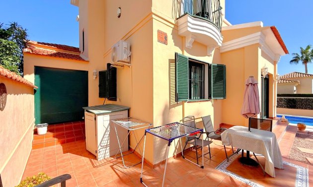 Resale - Villa -
Orihuela Costa - Los Dolses