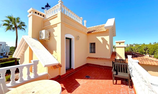 Resale - Villa -
Orihuela Costa - Los Dolses