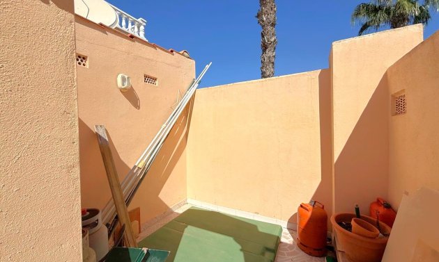 Resale - Villa -
Orihuela Costa - Los Dolses