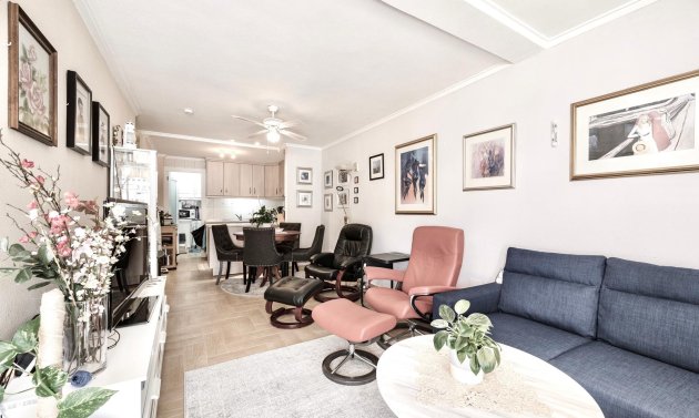 Resale - Townhouse -
Torrevieja - Costa Blanca