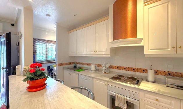 Resale - Townhouse -
Orihuela Costa - Villamartín