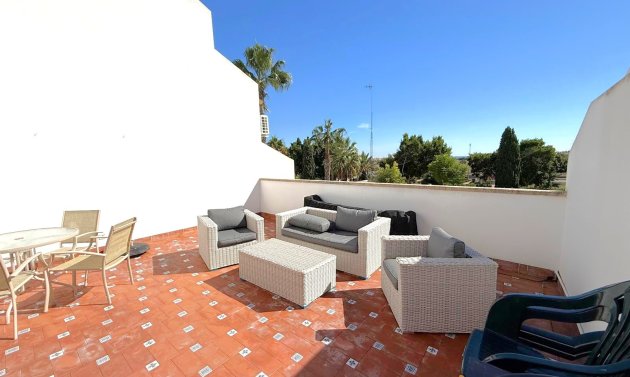 Resale - Townhouse -
Orihuela Costa - Villamartín
