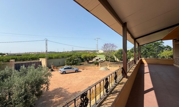 Resale - Villa -
San Miguel de Salinas